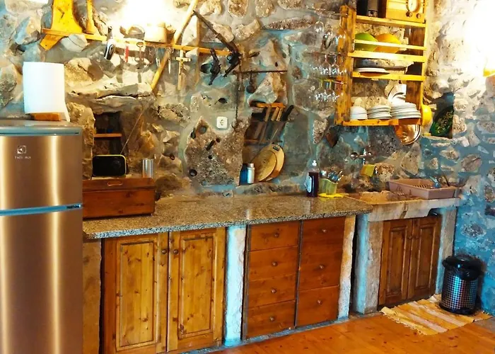 Vakantiehuis House With A Swimming Pool Gornje Planjane, Zagora - 11701 Sedramic